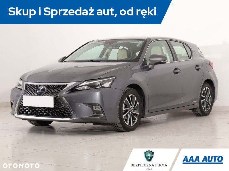 Lexus CT - 2