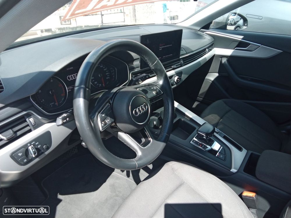 Audi A4 Avant 35 TDI Advanced S tronic - 13