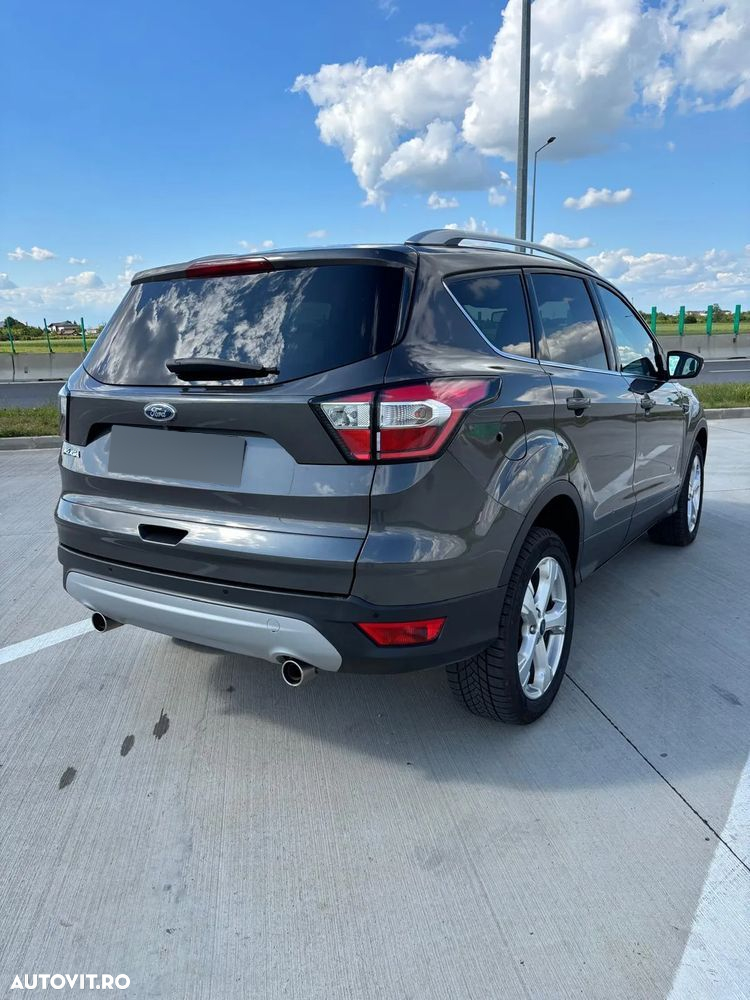 Ford Kuga 2.0 TDCi 4WD Powershift Titanium - 2