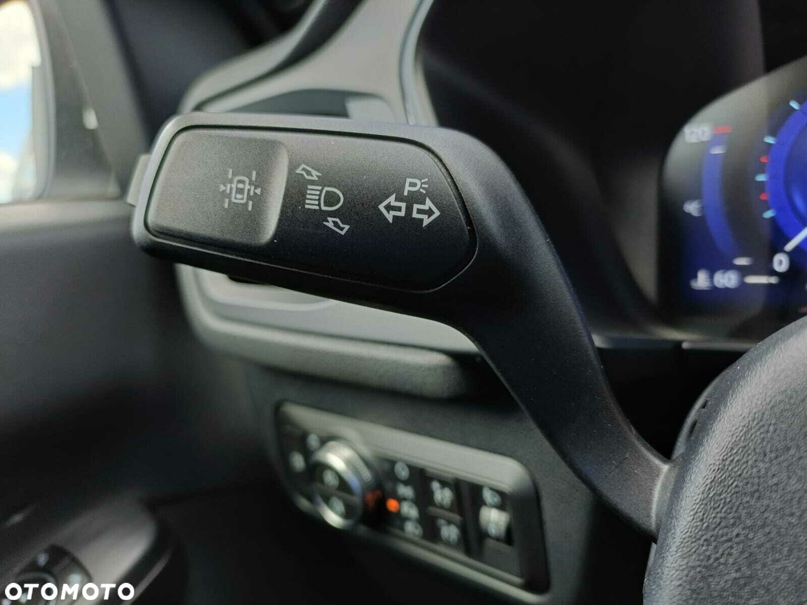 Ford Kuga - 16
