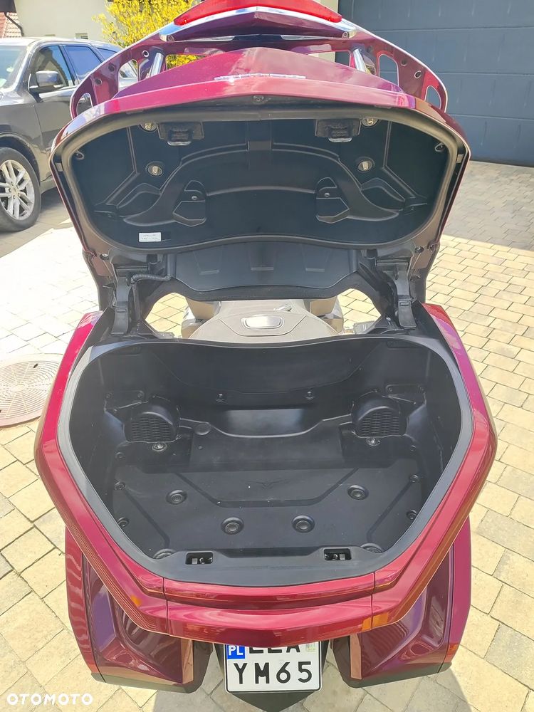 Honda GL - 9