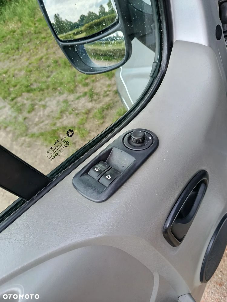 Opel Vivaro L2H1 Design Edition - 25