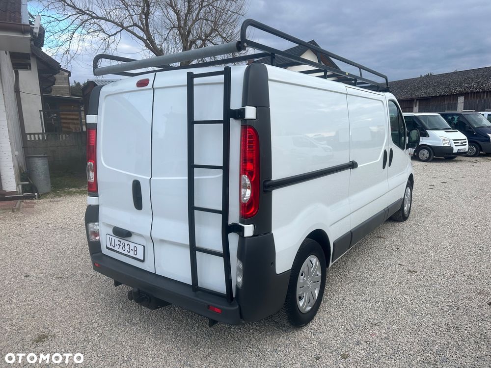 Opel Vivaro - 6