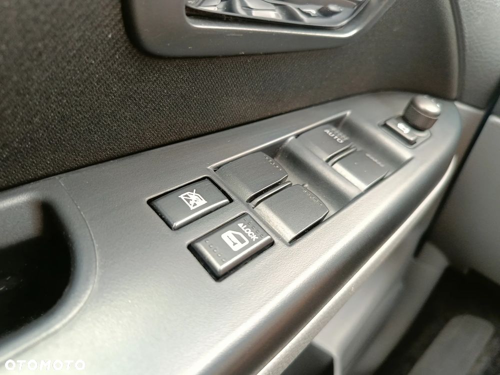 Suzuki SX4 1.6 Comfort Plus - 18