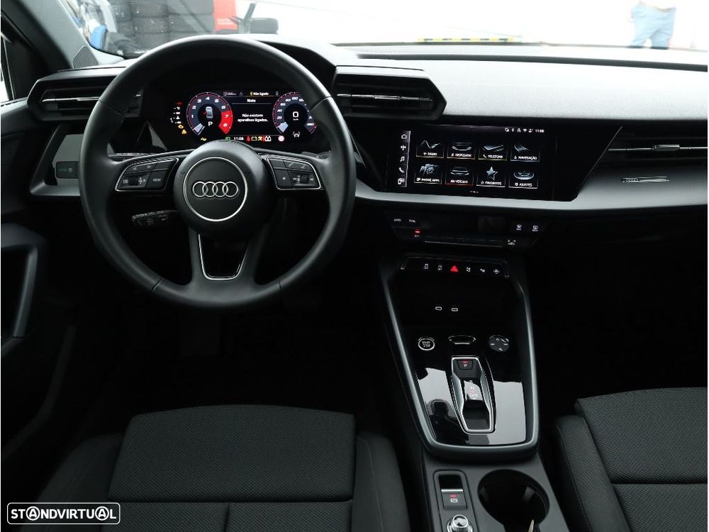 Audi A3 Limousine 30 TFSI Advanced S tronic - 13
