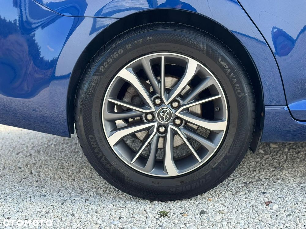 Toyota Avensis 2.0 D-4D Prestige - 6