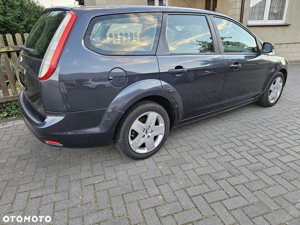 Ford Focus 1.6 Trend - 3