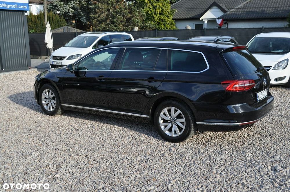 Volkswagen Passat - 10