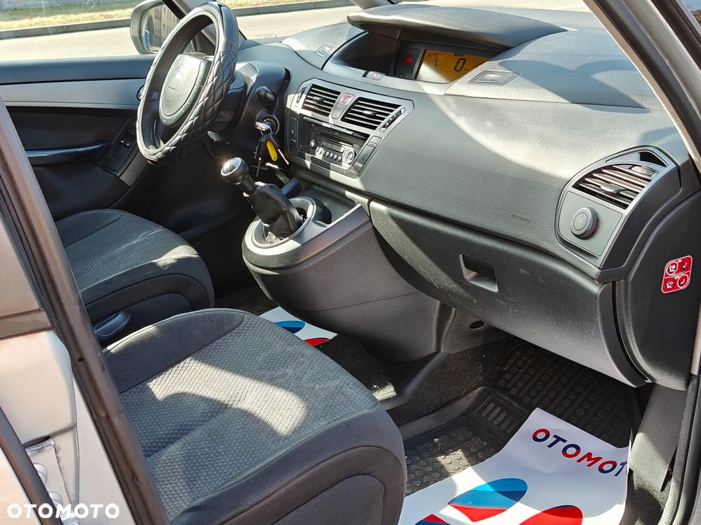 Citroën C4 Grand Picasso 1.6 HDi FAP Exclusive - 6