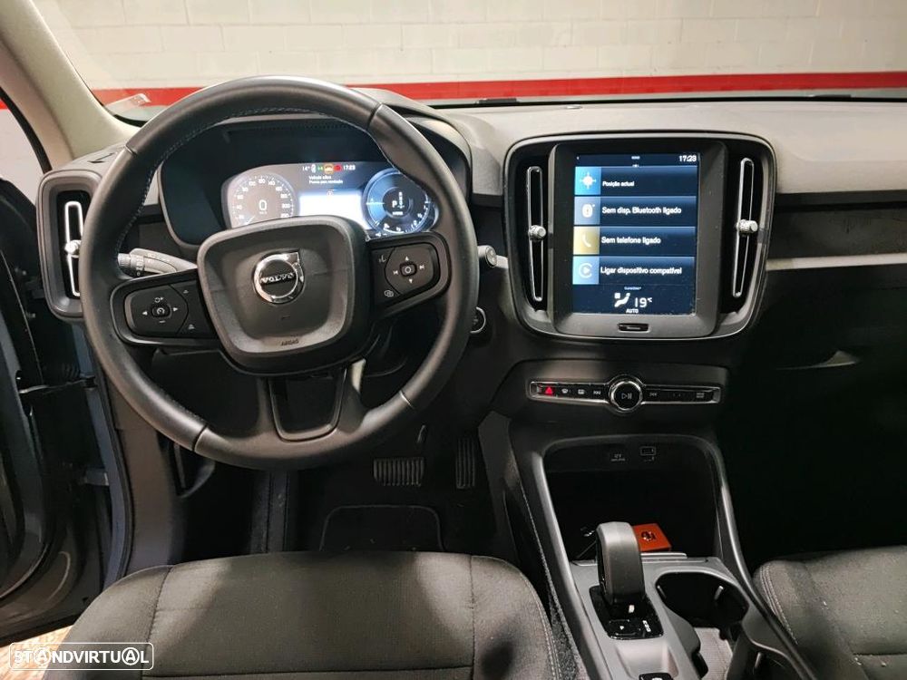 Volvo XC 40 1.5 T4 PHEV Essential - 7