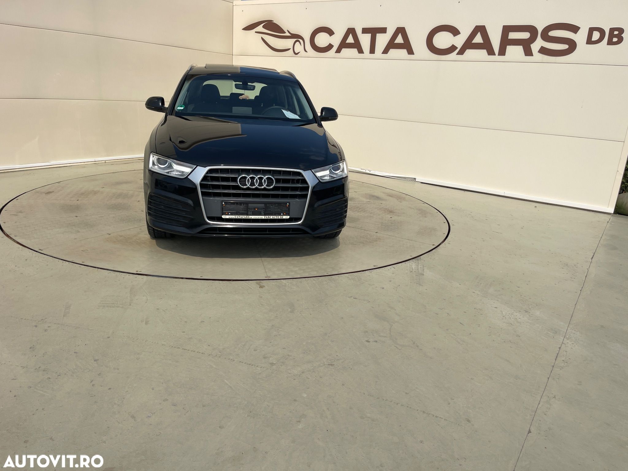 Audi Q3 2.0 35 TDI S tronic - 1