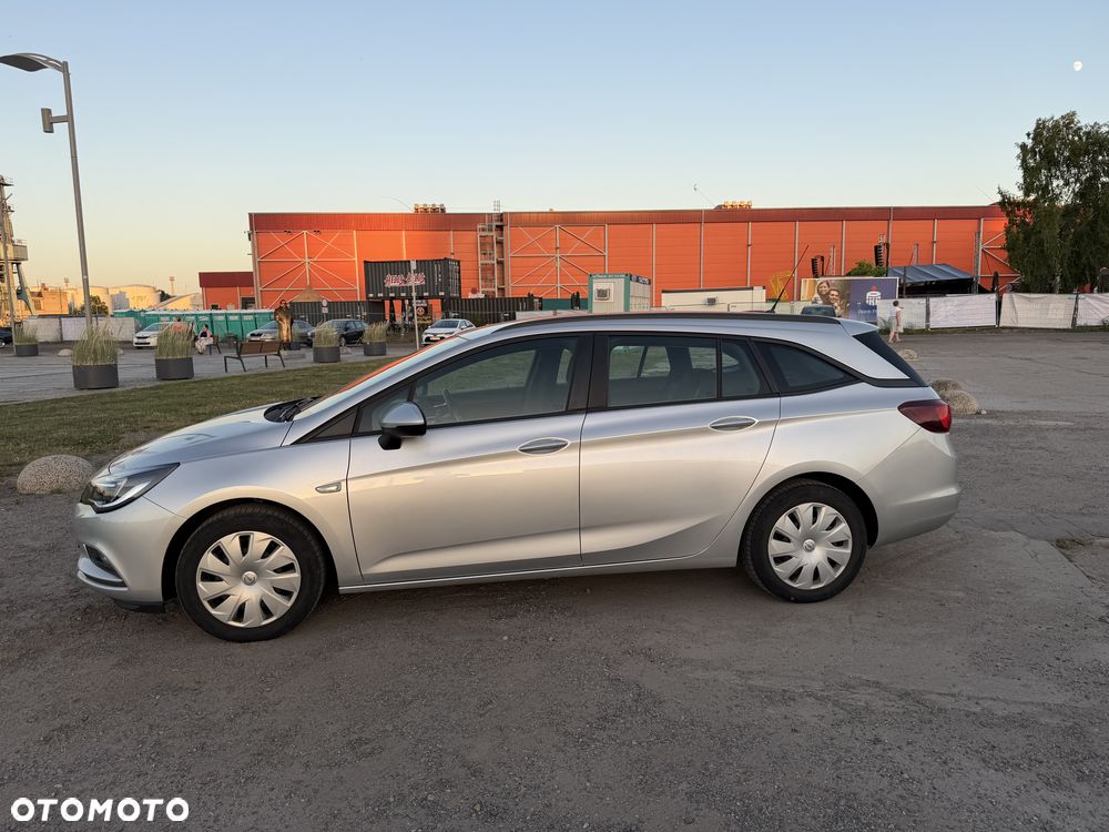 Opel Astra 2019 photo 3