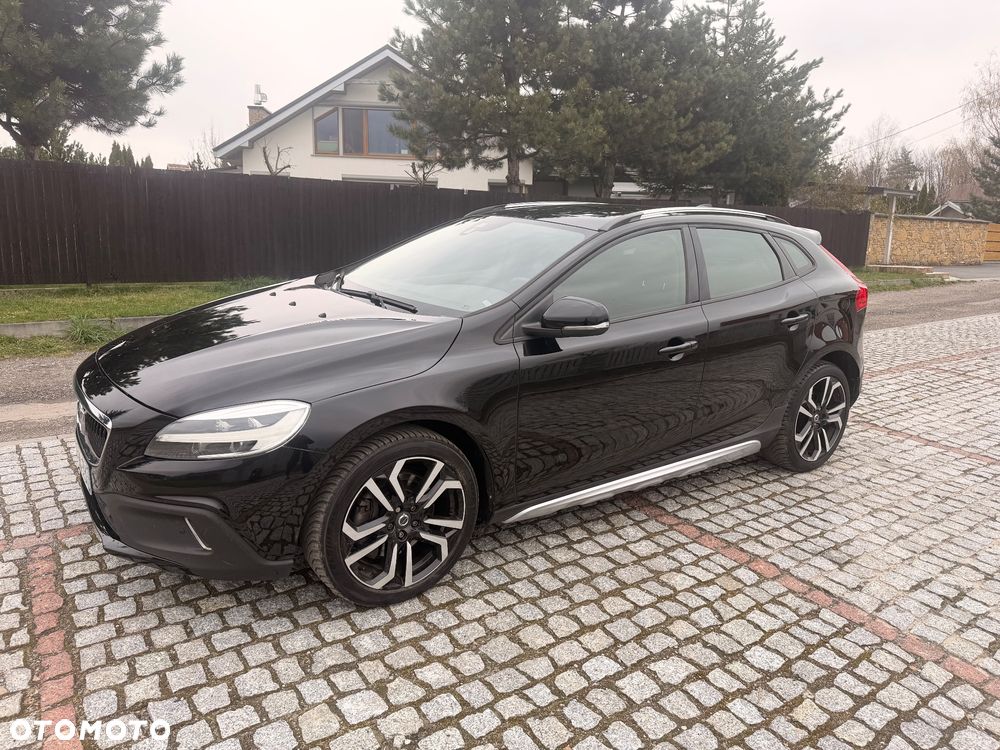 Volvo V40 T3 Inscription - 4