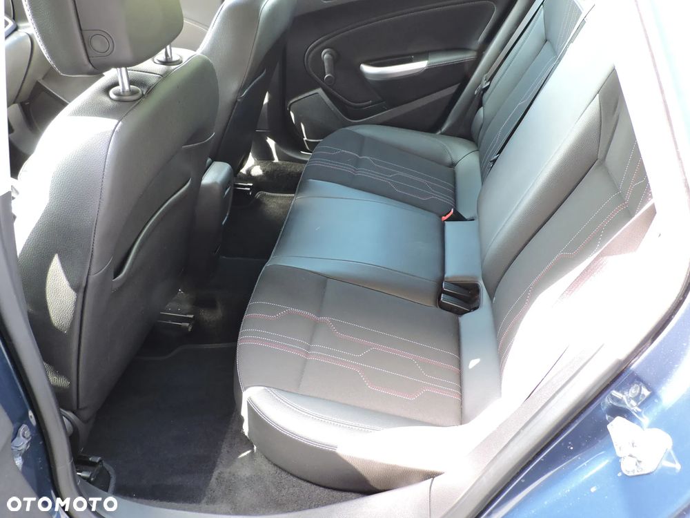 Opel Astra 1.4 T Enjoy - 10