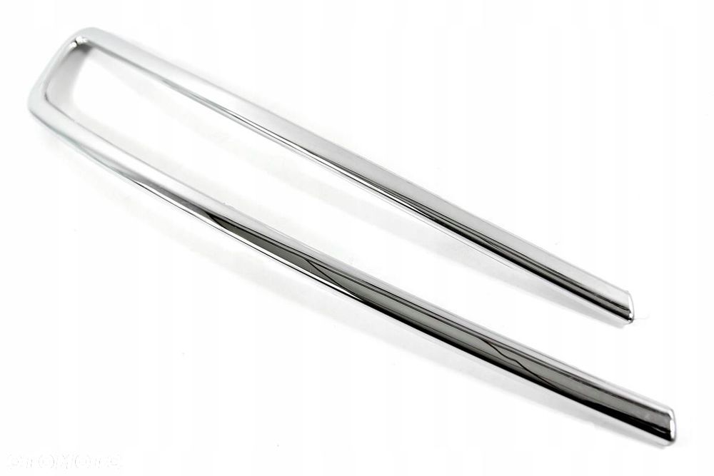 RAMKA LAMPY CHROM PRAWA CITROEN BERLINGO IV 18- - 2