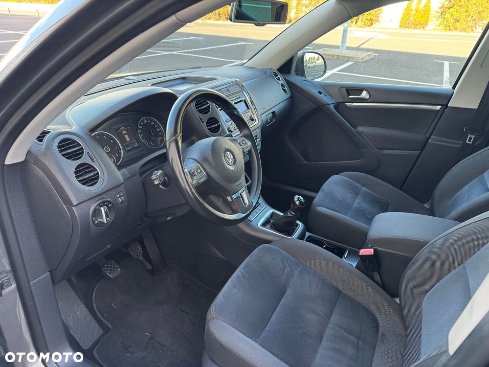 Volkswagen Tiguan - 10