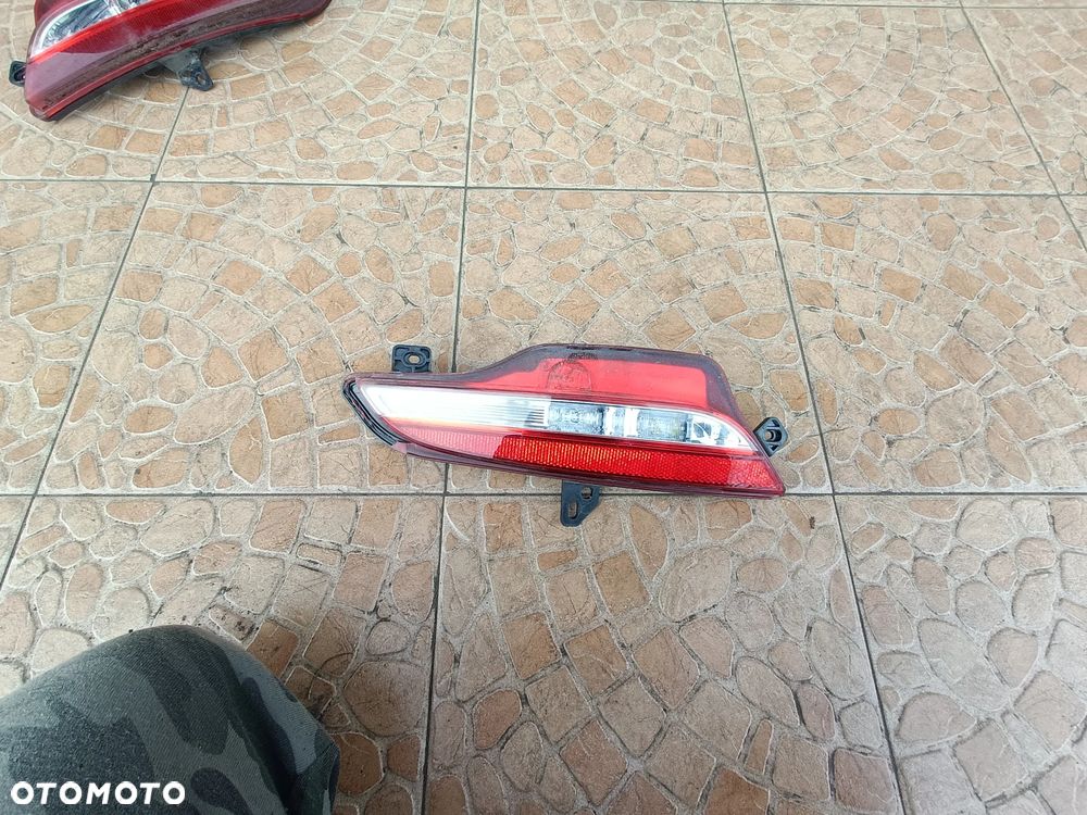 KADJAR lift lampa w zderzak tył prawa