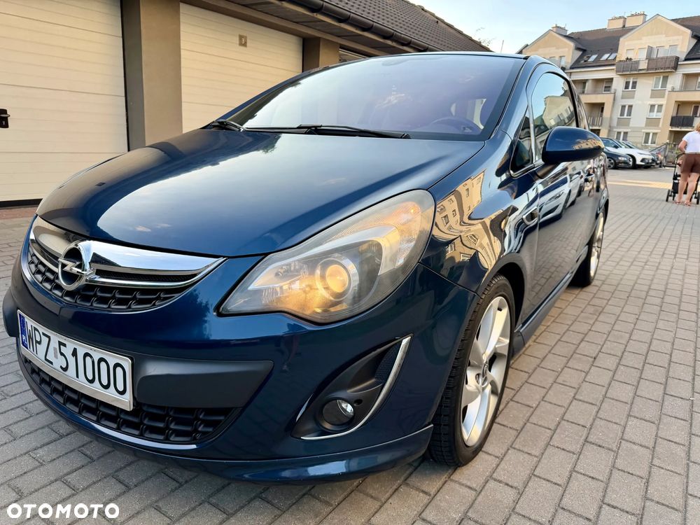 Opel Corsa 1.4 16V Cosmo - 3