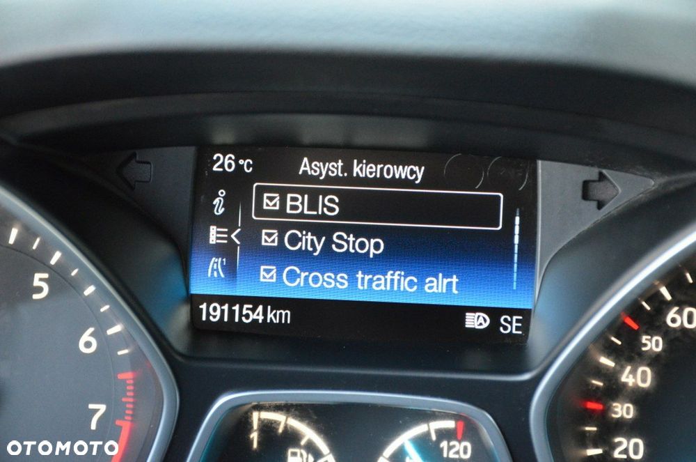 Ford Kuga - 37