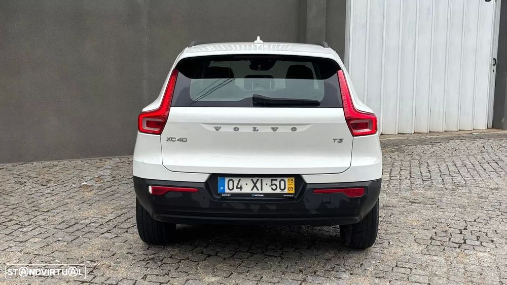 Volvo XC 40 1.5 T3 Tech Edition - 5