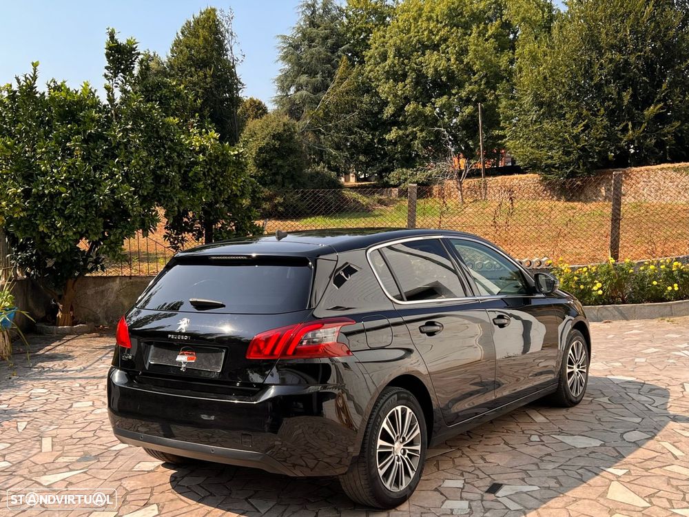 Peugeot 308 1.2 PureTech Allure - 11