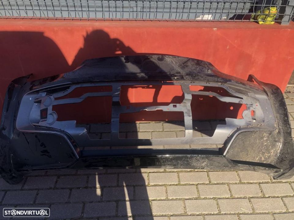 Parachoque bmw i8 - 1