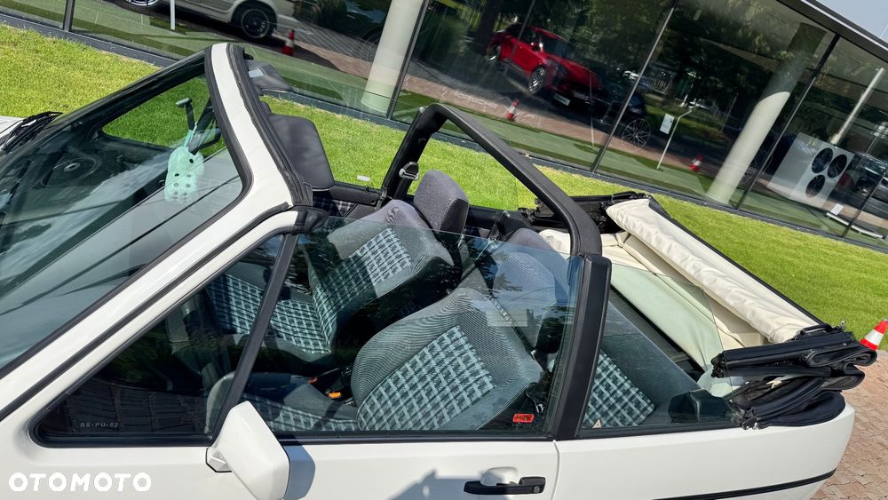 Volkswagen Golf - 26