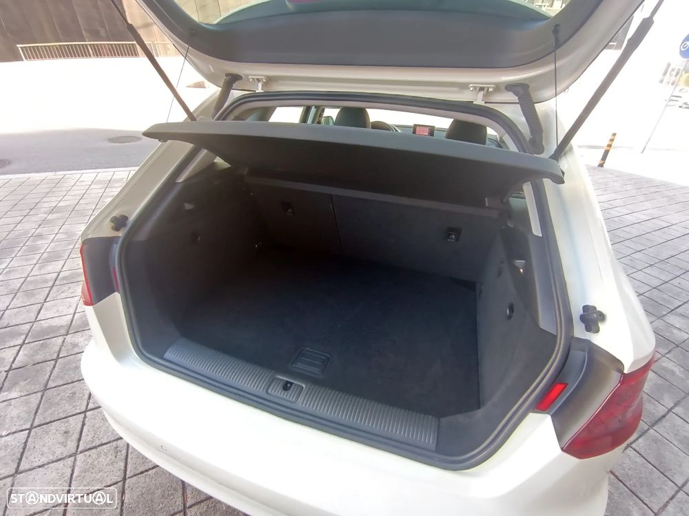Audi A3 Sportback 1.6 TDI Advance Ultra - 23