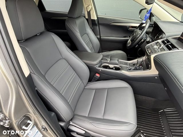 Lexus NX 300h F Impression AWD - 20