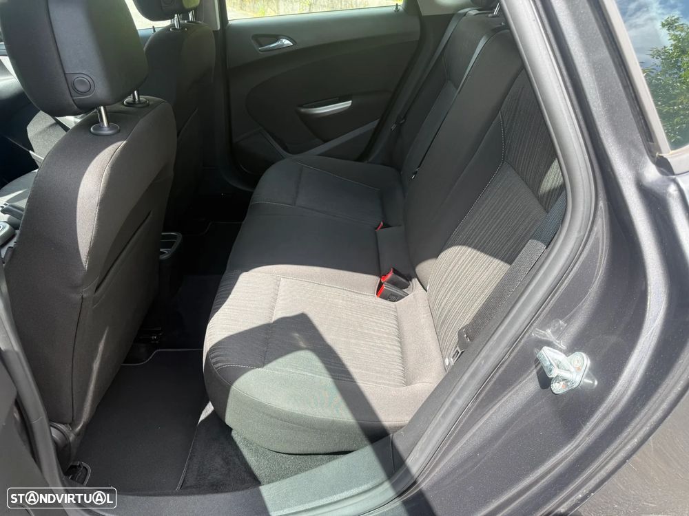 Opel Astra 1.4 Enjoy - 10