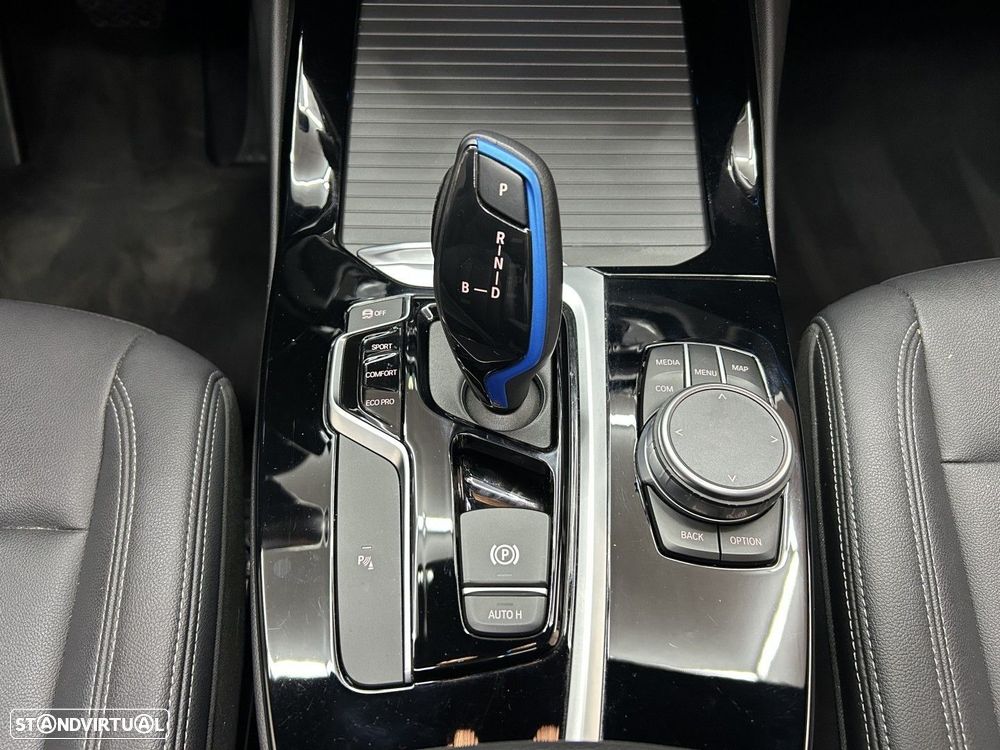 BMW iX3 Inspiring - 17