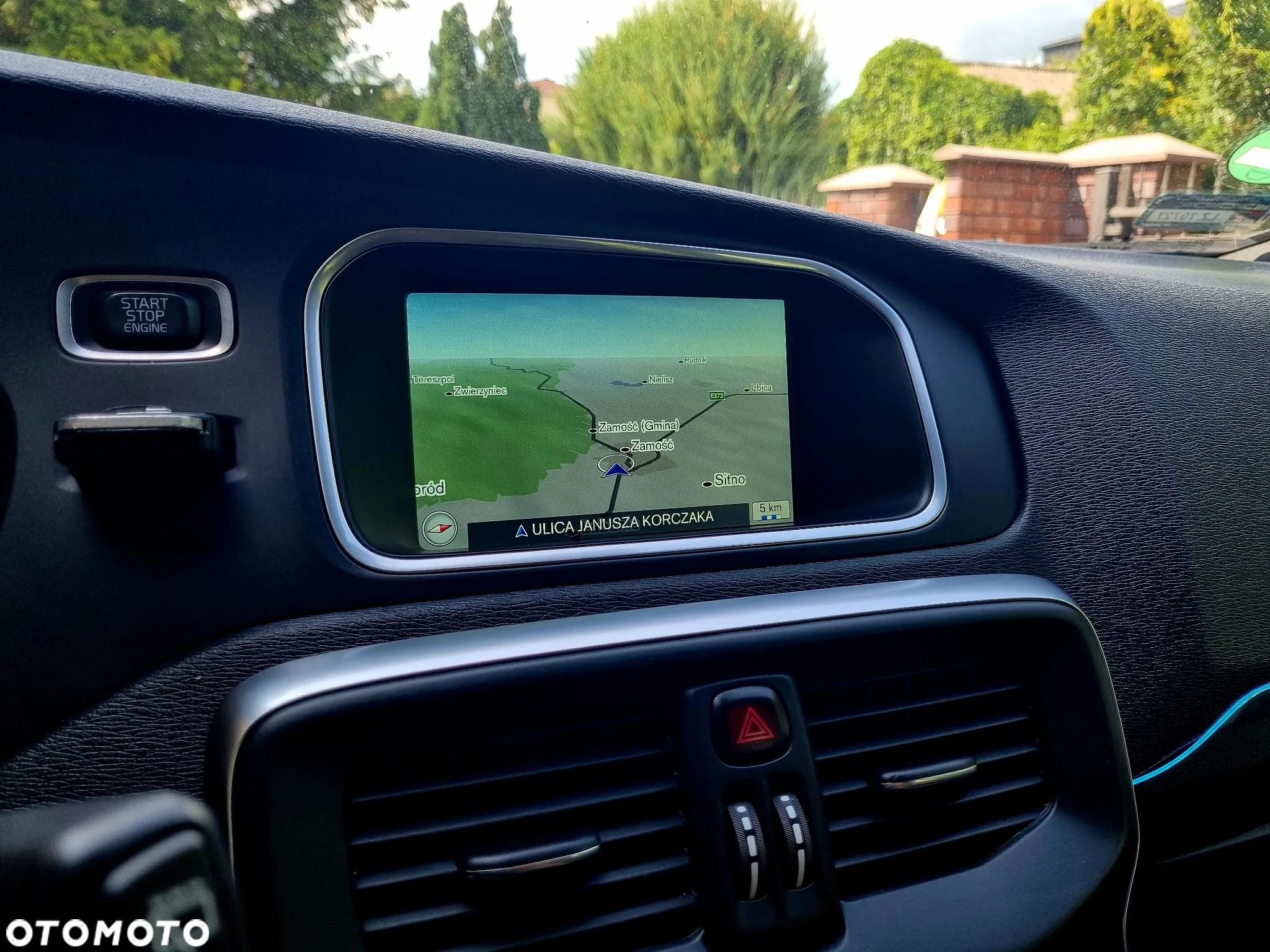 Volvo V40 D2 Drive-E R-Design Kinetic - 38