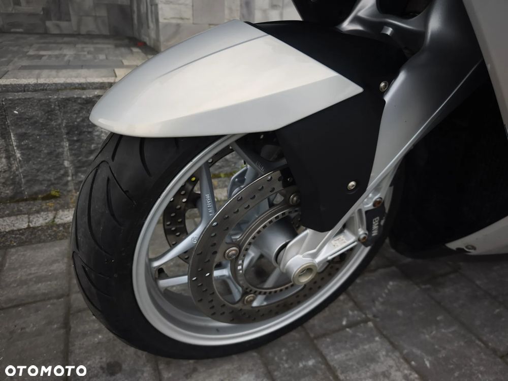 BMW K - 19