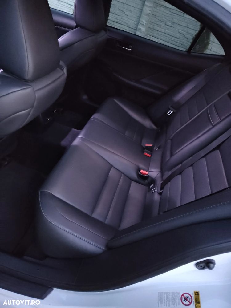 Lexus Seria IS 250 2.5 V6 Aut Sport - 17