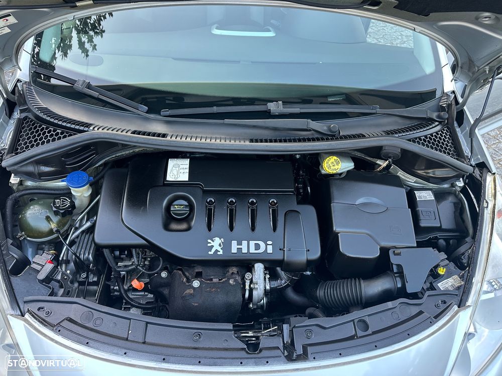 Peugeot 207 1.4 HDi Premium - 11