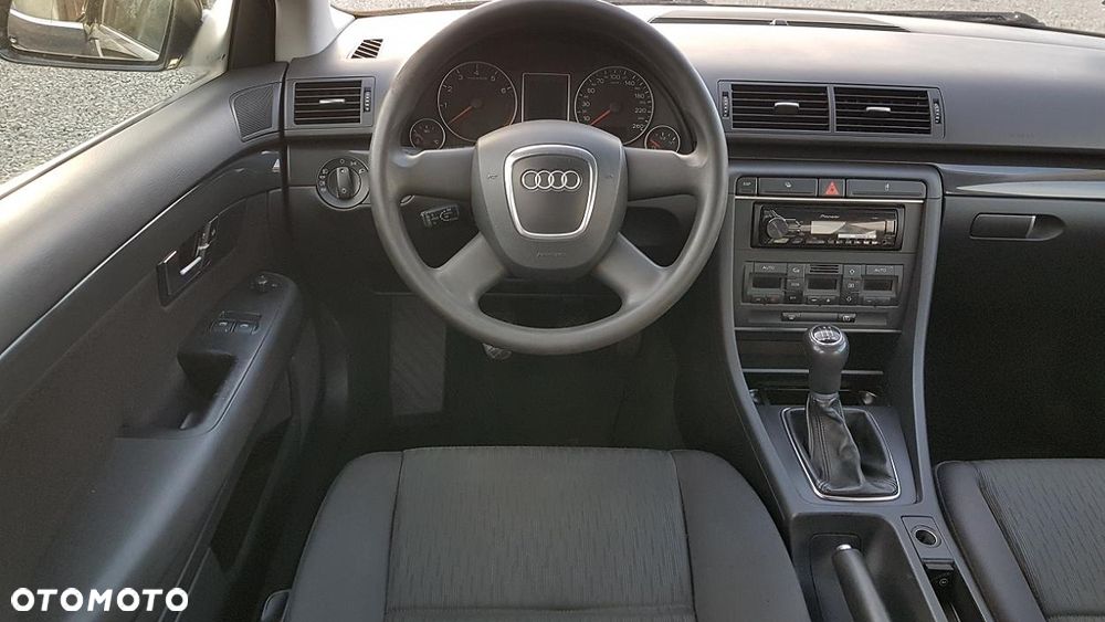 Audi A4 Avant 1.8T - 11