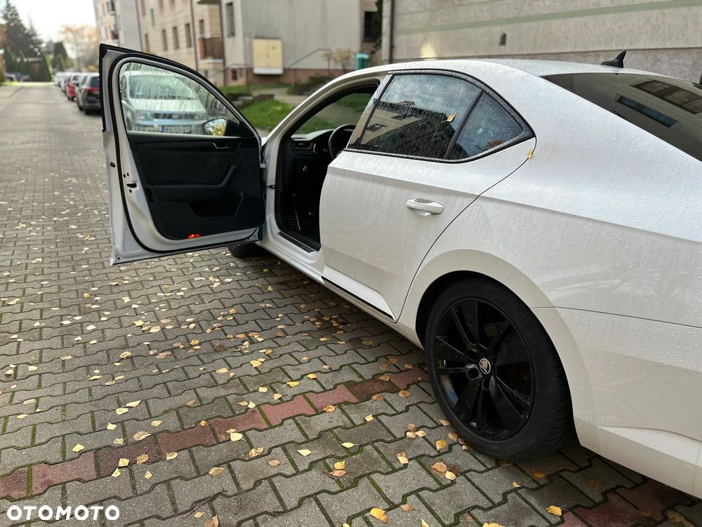 Skoda Superb 1.5 TSI Sportline - 7