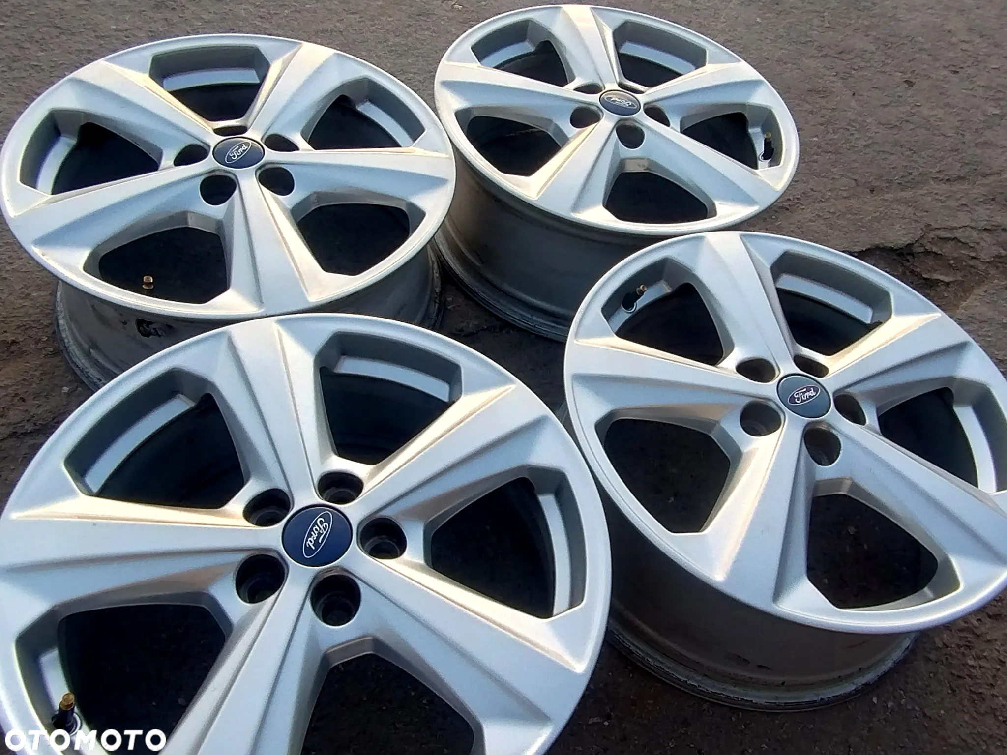 5x108 Felgi Aluminiowe Alufelgi 18 Koła FORD KUGA I II 2 GALAXY II 2 III 3 CMAX FOCUS MONDEO MK3 MK4 SMAX  I II 2 TRANSIT TOURNEO CONNECT VOLVO XC70 V50 V60 S40 C30 XC60 V40 S60 Legnica ALU-RAD - 4
