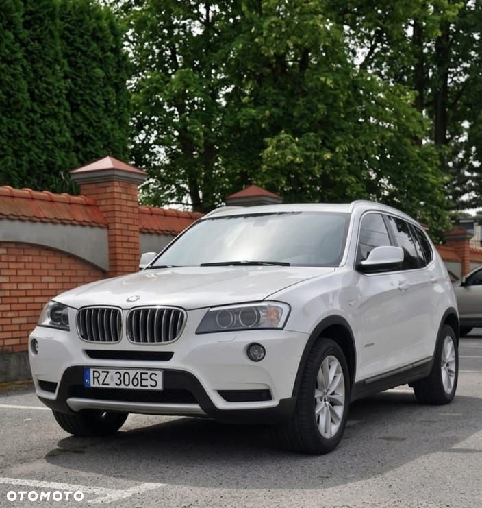 BMW X3 xDrive28i xLine - 1