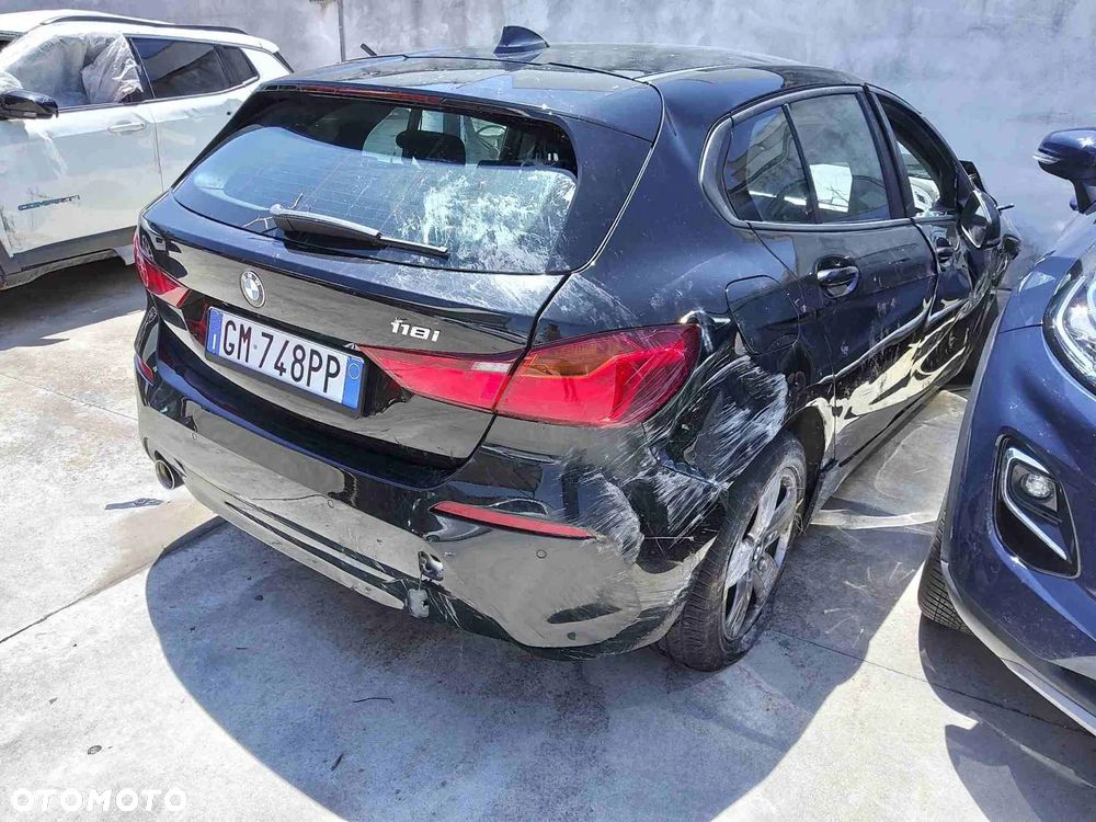 BMW Seria 1 118i - 18