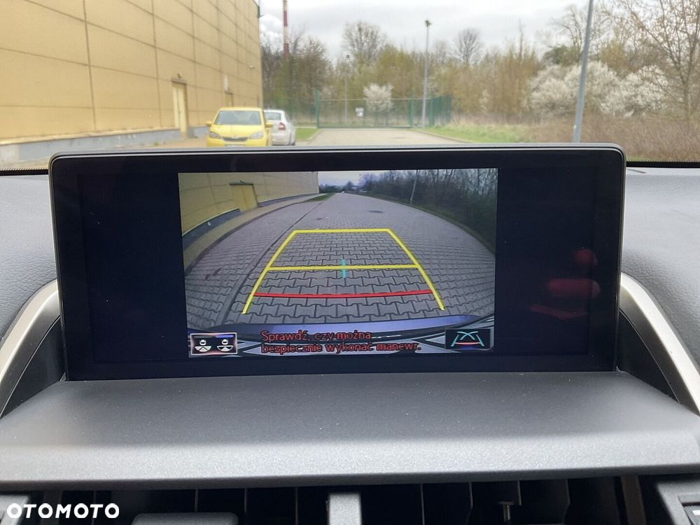 Lexus NX 300h F Sport Edition AWD - 32