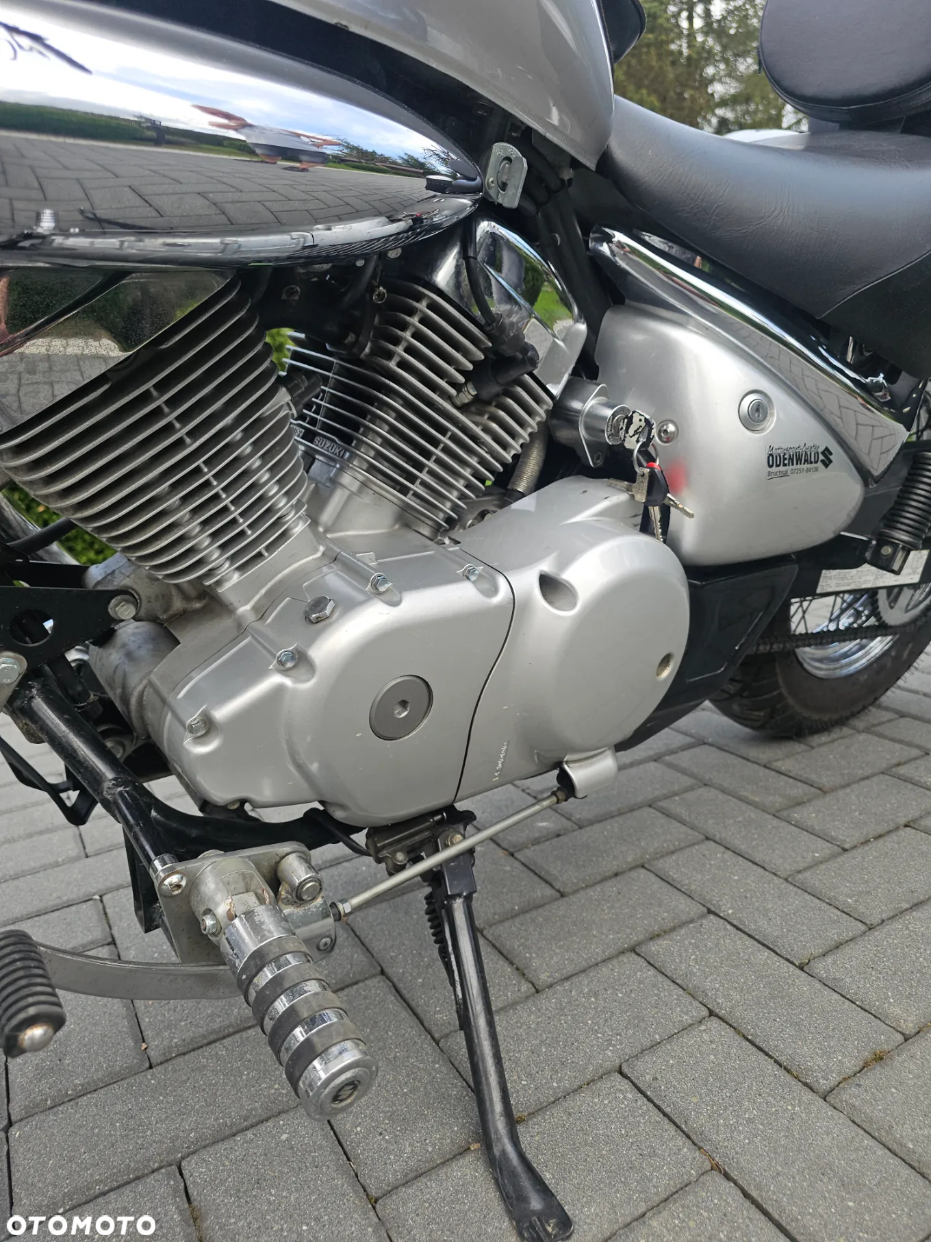 Suzuki Intruder - 4