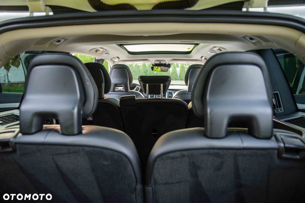Volvo XC 90 T6 AWD Geartronic Momentum - 36