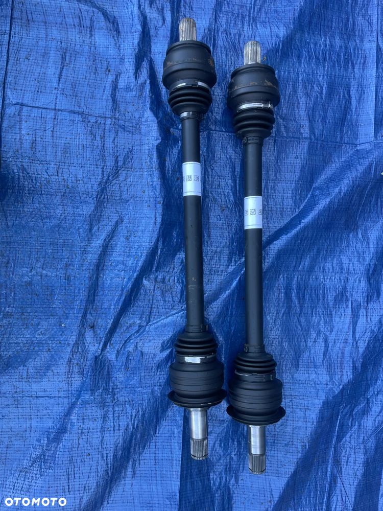 MERCEDES W206 półoś a2063506800 tył prawy lewy