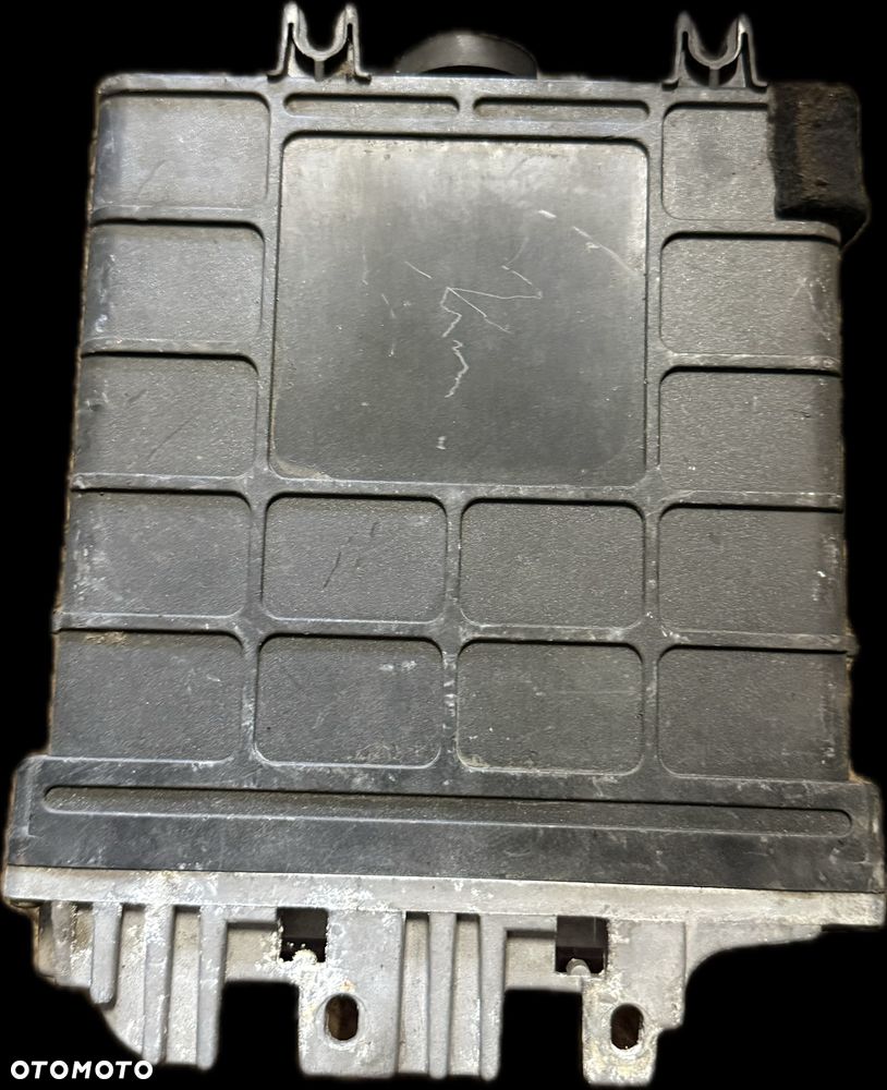 Sterownik Silnika ECU Komputer Volkswagen Passat B4 2.0B 8V 037906025G - 2