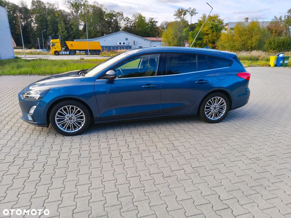 Ford Focus 1.0 EcoBoost STart-Stopp-System TITANIUM - 6