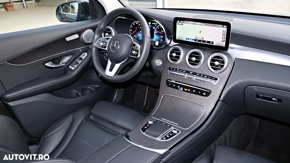 Mercedes-Benz GLC 300 e 4MATIC - 21