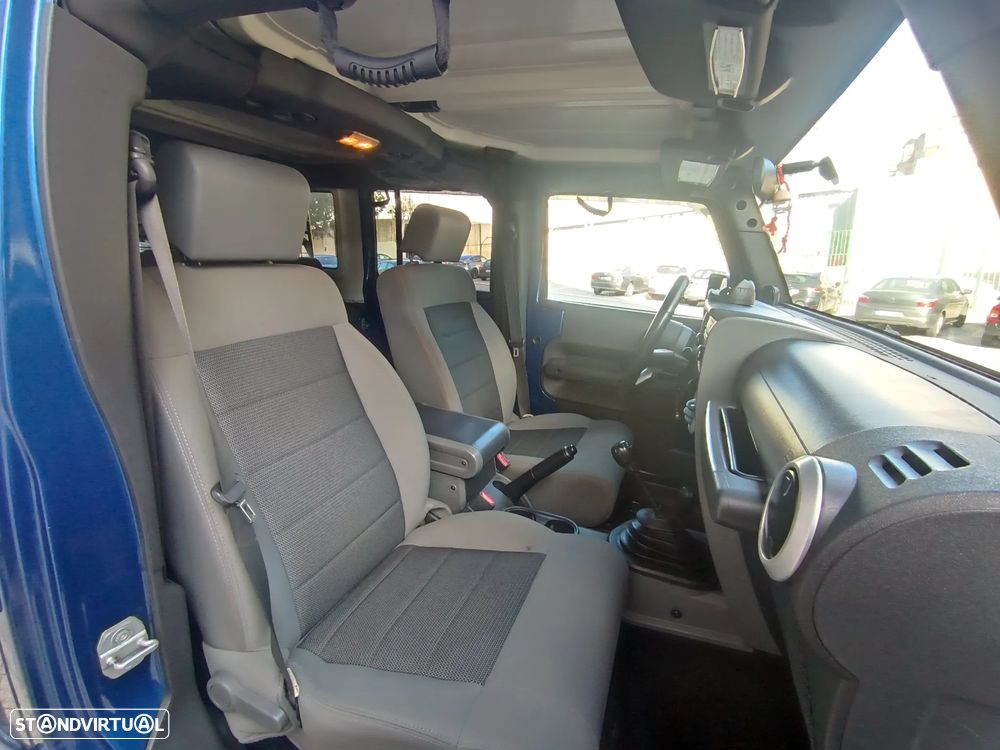 Jeep Wrangler Unlimited 2.8 CRD MTX Sahara Limited - 26