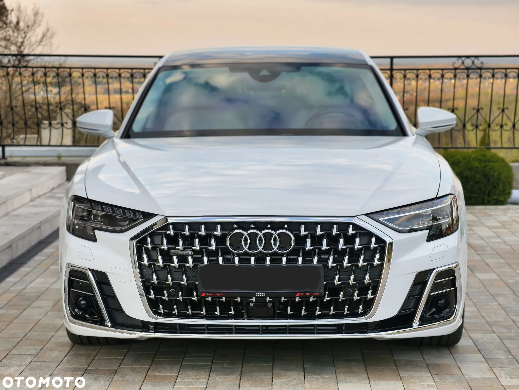 Audi A8 L 55 TFSI quattro tiptronic - 2