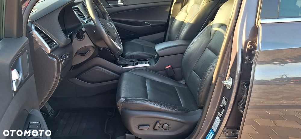 Hyundai Tucson blue 2.0 CRDi 4WD Premium - 13